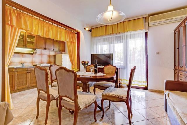 Apartments Nino Seget Vranjica Room photo